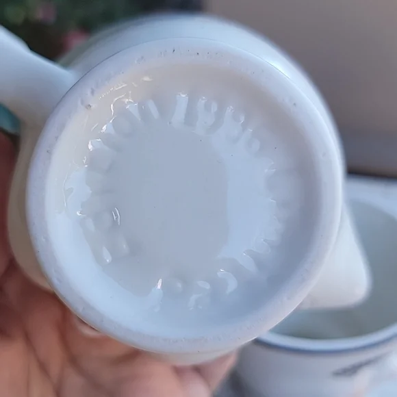 1996 Vintage Baileys Winking Mr & Mrs YUM Creamer & Sugar Dish - Picture 11 of 11